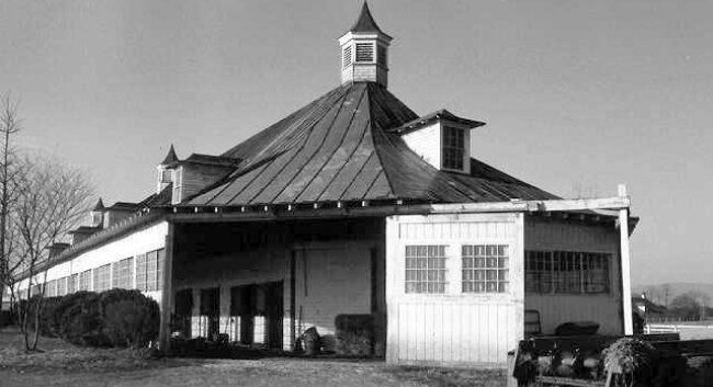 The Ingleside Farm barn