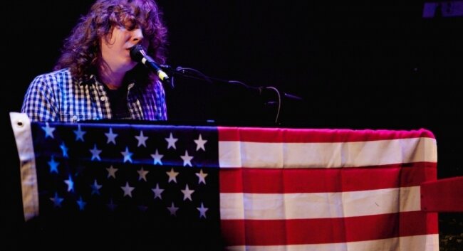 Indie rocker and Austinite Ben Kweller started the night off with quirky ballads and F-bomb laden folk rock.