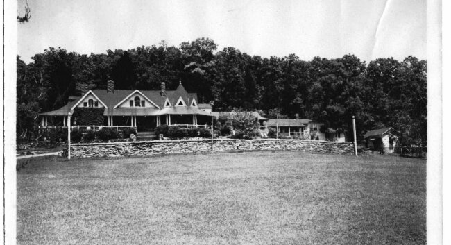 The expansive lawn seen in this mid-20th Century view was overtaken by trees after the owners of Natural Bridge bought the property.