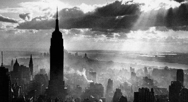 This 1952 shot of the New York City skyline, taken from the RCA Building, won Roseberry a national award and got a two-page spread in %2526quot;Photography Magazine.%2526quot; 