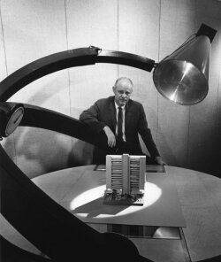 Passonneau, who served as architecture school dean at Washington University in St. Louis, poses with the school%2526#039;s sun-direction simulator in 1966.