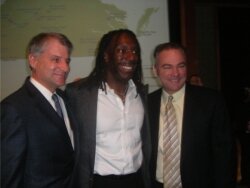 Then governor Tim Kaine (right) told taxpayers they were getting a bargain from Craig, as the two flank Dave Matthews Band fiddler Boyd Tinsley, who later clarified that he wasn%2526#039;t actually one of the investors.
