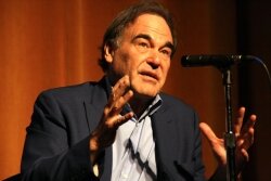Oliver Stone speaks to the Culbreth audience.