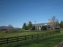 Halsey Minor%2526#039;s Fox Ridge Farm features deluxe barns with a view.