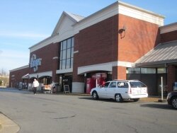 The Kroger on Emmet St. and Hydraulic Rd. was the unwitting host of a gun %2526quot;show.%2526quot;