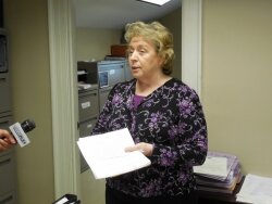 Albemarle Clerk of Court Debbie Shipp explains to reporters the recall process, which rarely-- if ever-- happens in Virginia.
