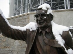Chilly statue honoring Joe Paterno at Penn State 