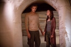 Jake Abel and Saoirse Ronan star in Stephanie Meyers%2526#039; The Host